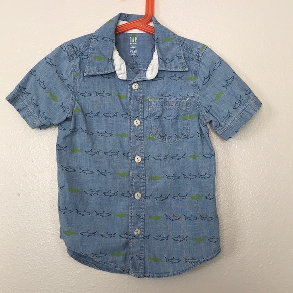 GAP DENIM BOYS BUTTON DOWN SHIRT - Picture 2 of 5